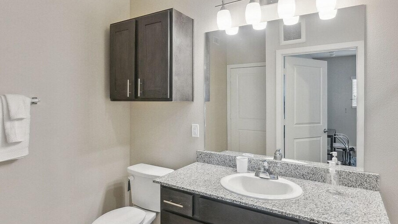 Photo of Bathroom in Willowbrook