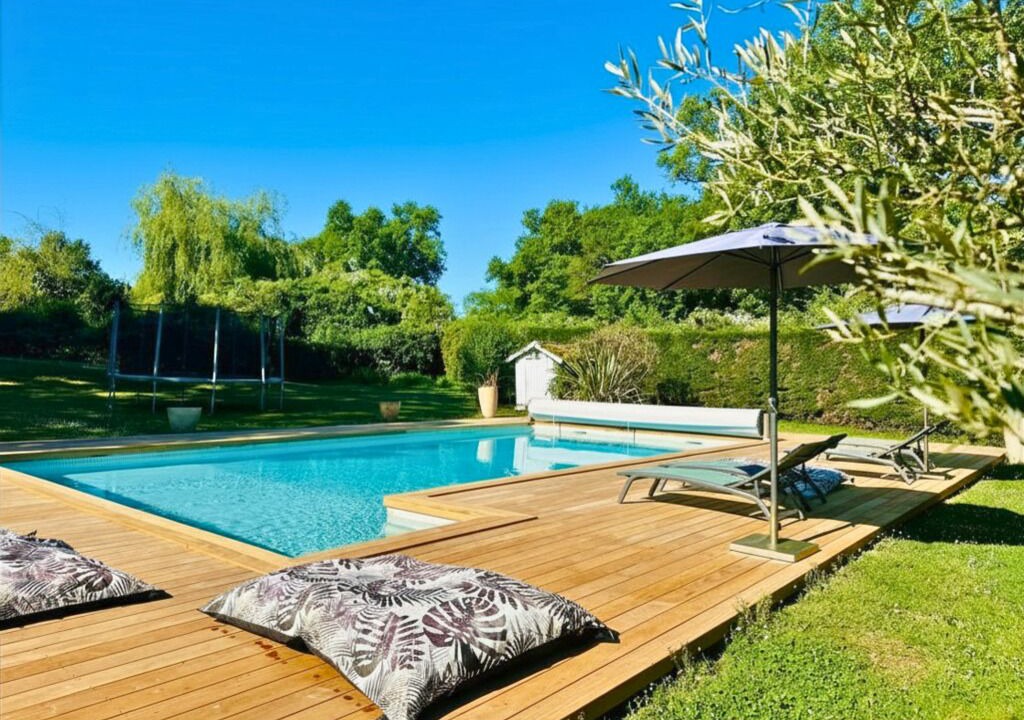 Photo of Outdoor in Saint-Sulpice-et-Cameyrac
