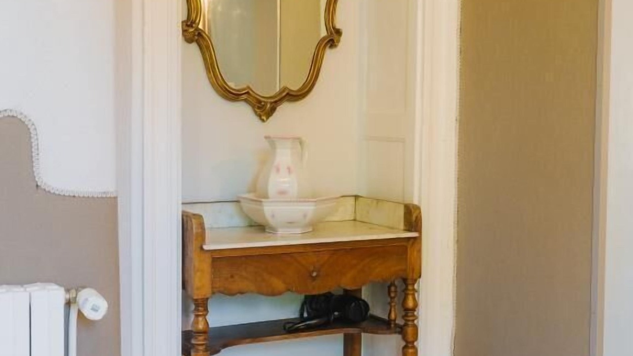 Photo of Bathroom in Saint-Sulpice-et-Cameyrac