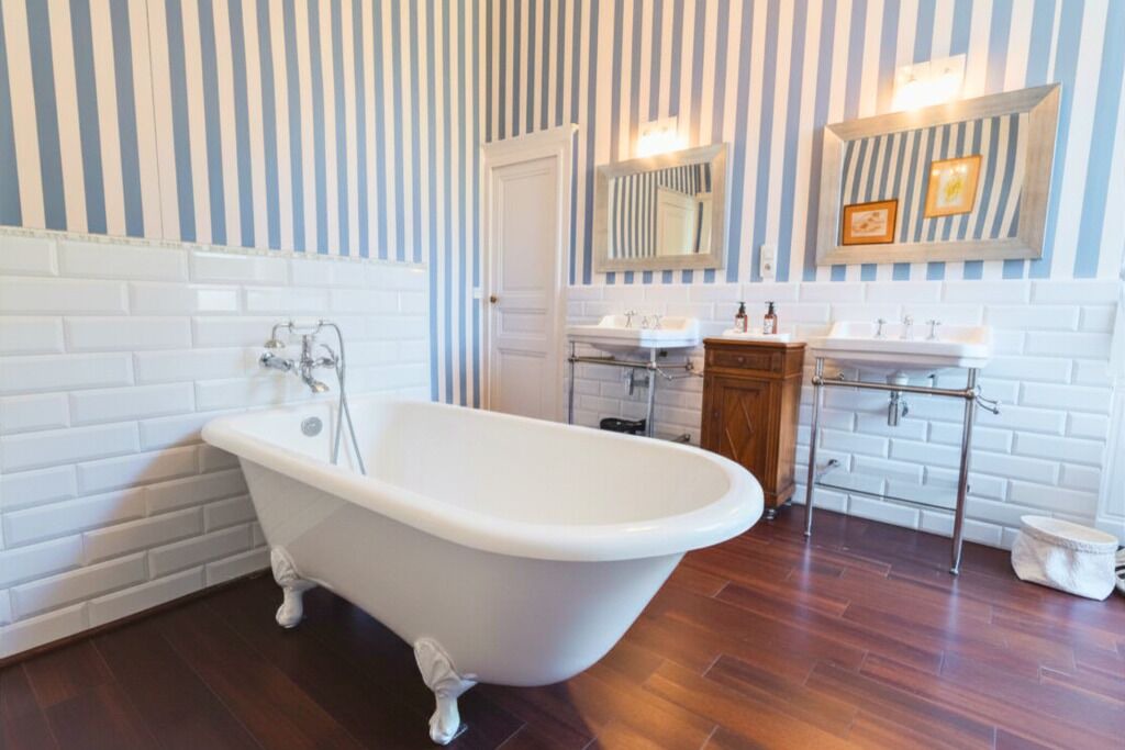Photo of Bathroom in Saint-Sulpice-et-Cameyrac