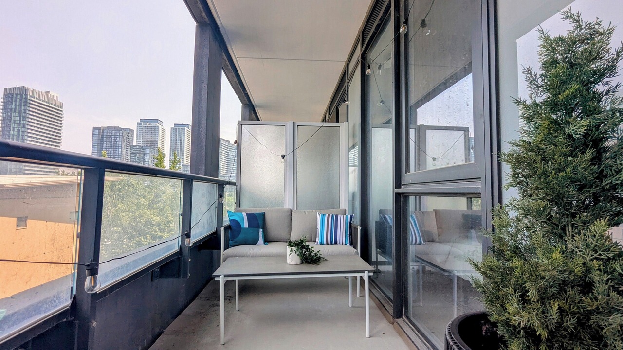 Photo of Patio Balcony in Niagara