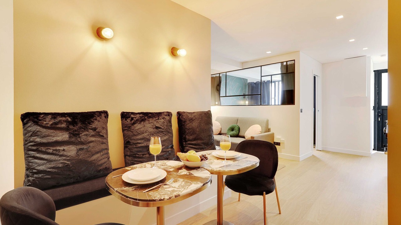 Photo of Livingroom in Quartier Saint-Ambroise