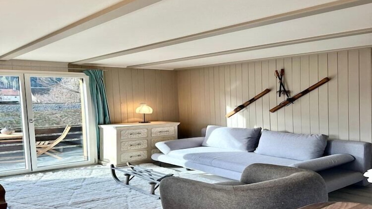 Photo of Livingroom in Rougemont