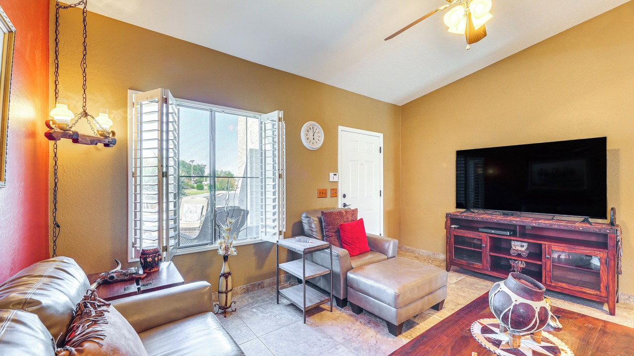 Photo of Livingroom in San Tan Valley