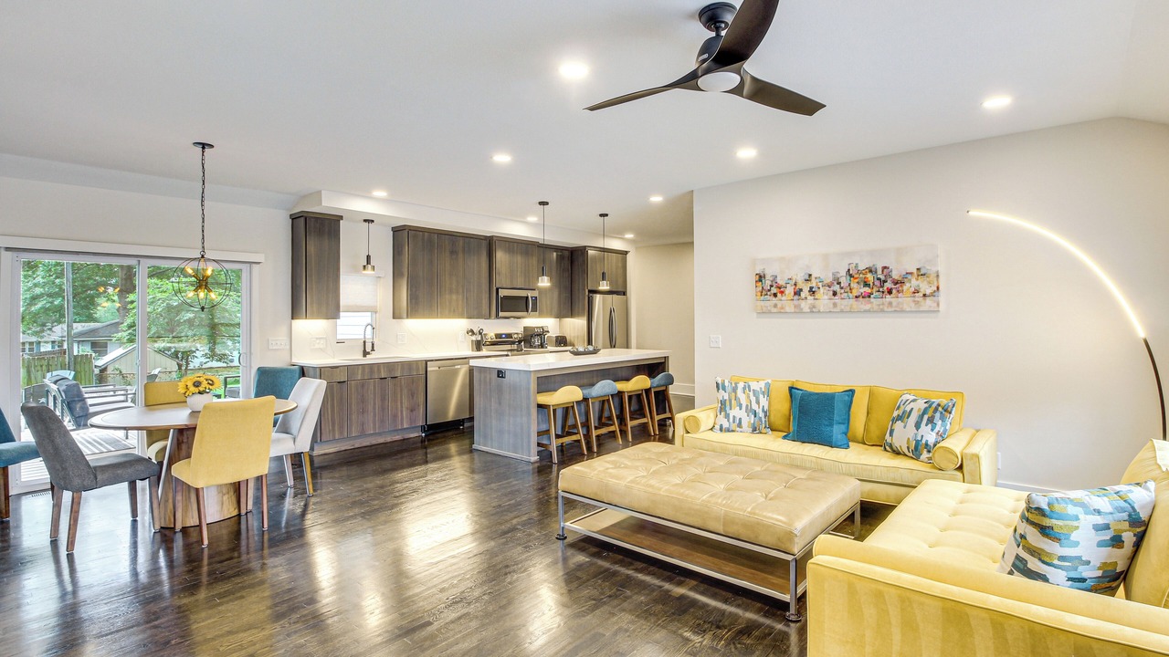 Photo of Livingroom in Lenexa