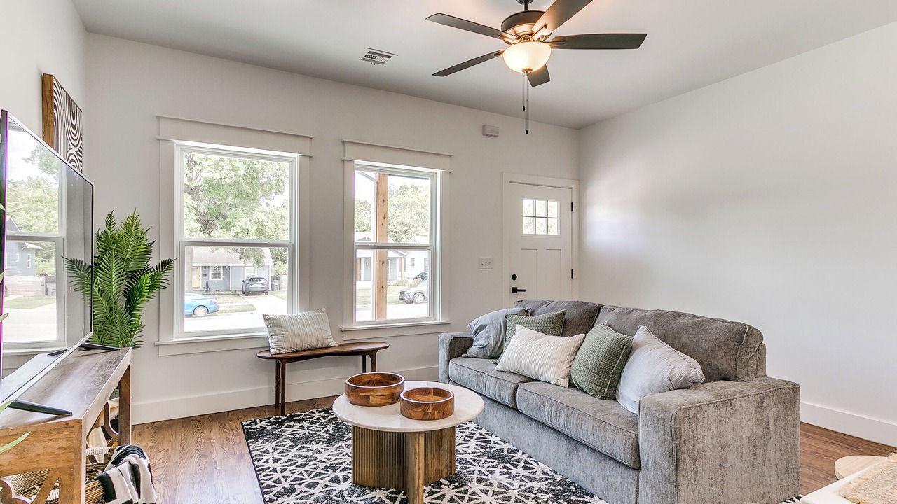 Photo of Livingroom in Tulsa