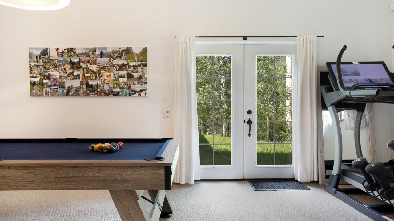 Photo of Bedroom in Highland Meadows