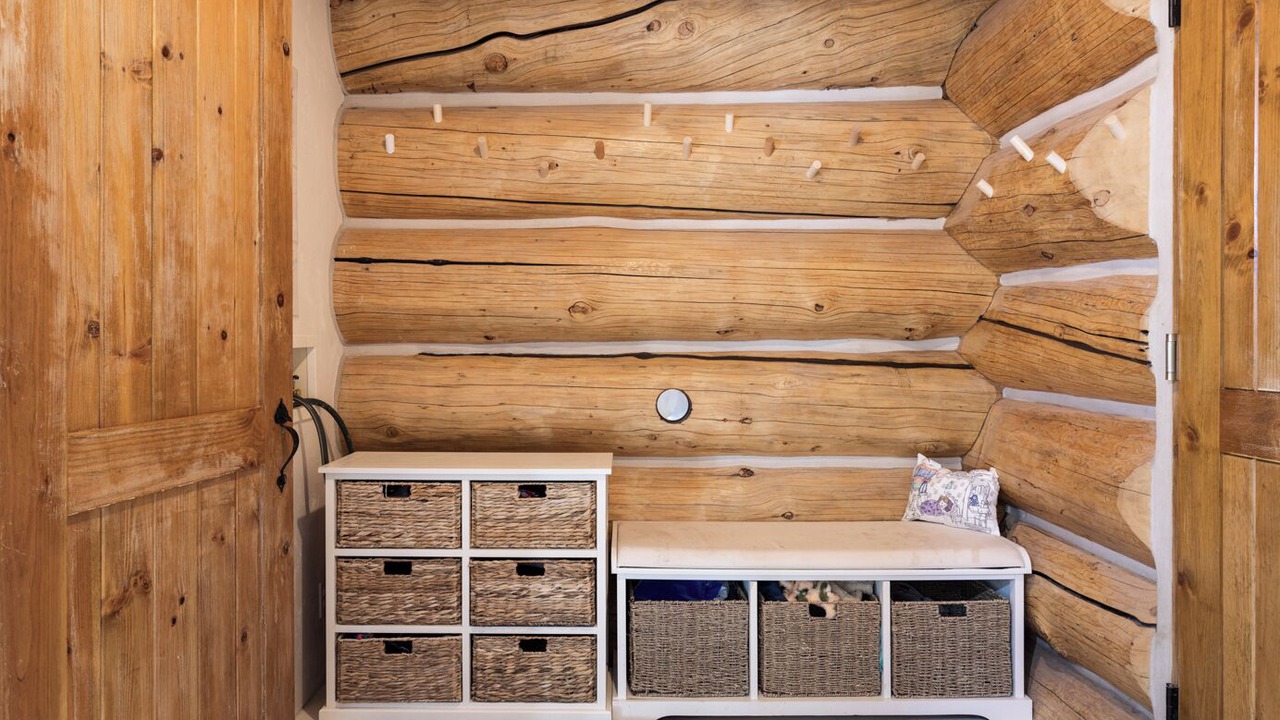 Photo of Bedroom in Highland Meadows