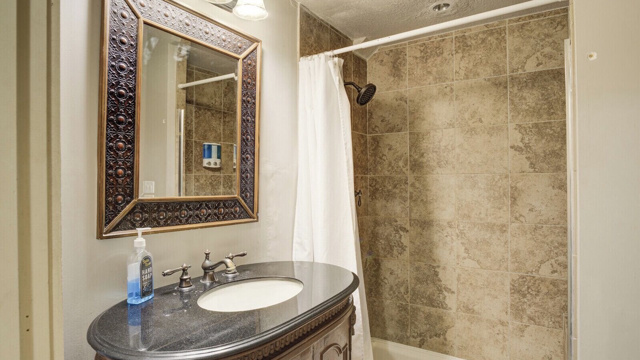 Photo of Bathroom in West Plaza