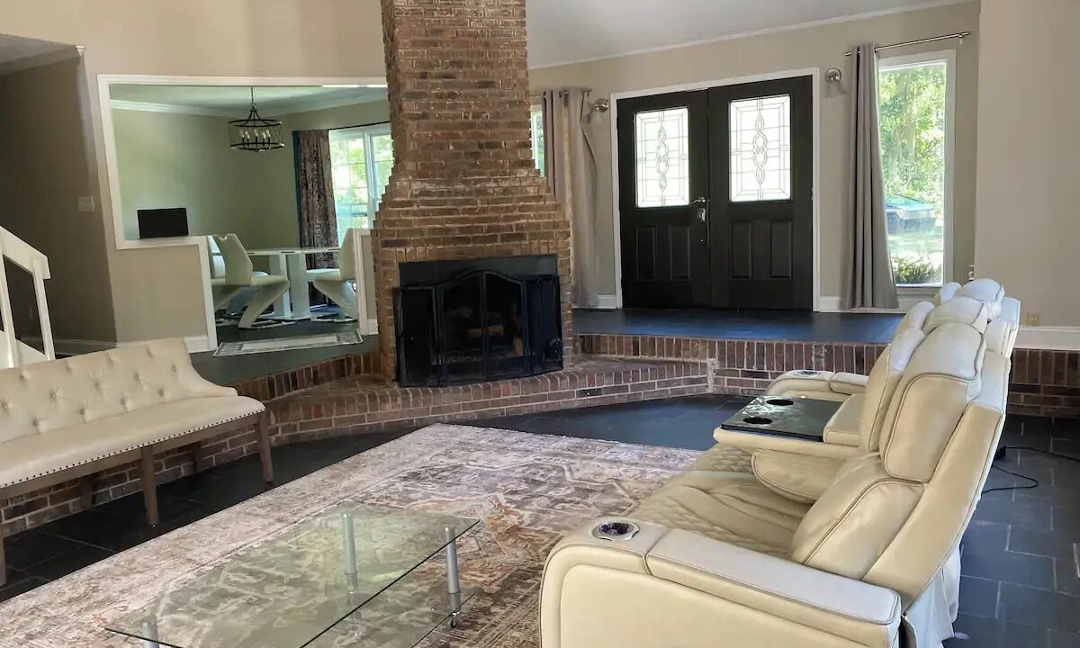 Photo of Livingroom in Albany