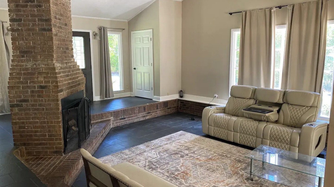 Photo of Livingroom in Albany