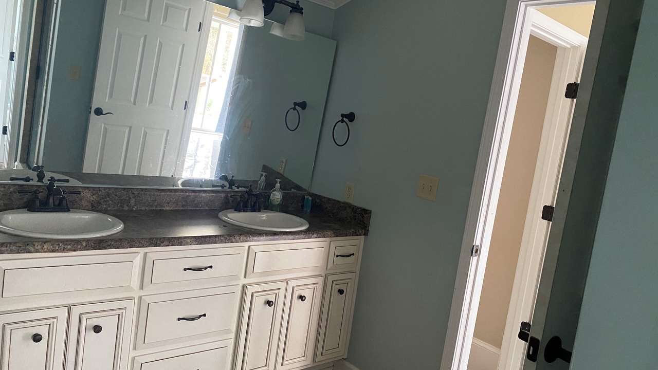 Photo of Bathroom in Albany