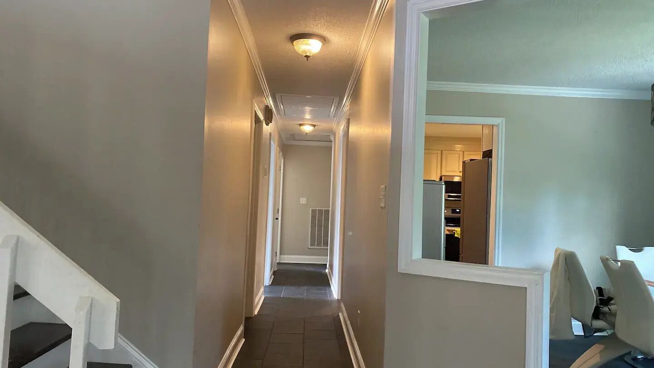 Photo of Others in Albany