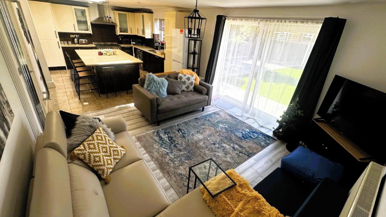 Photo of Livingroom in Cranbrook