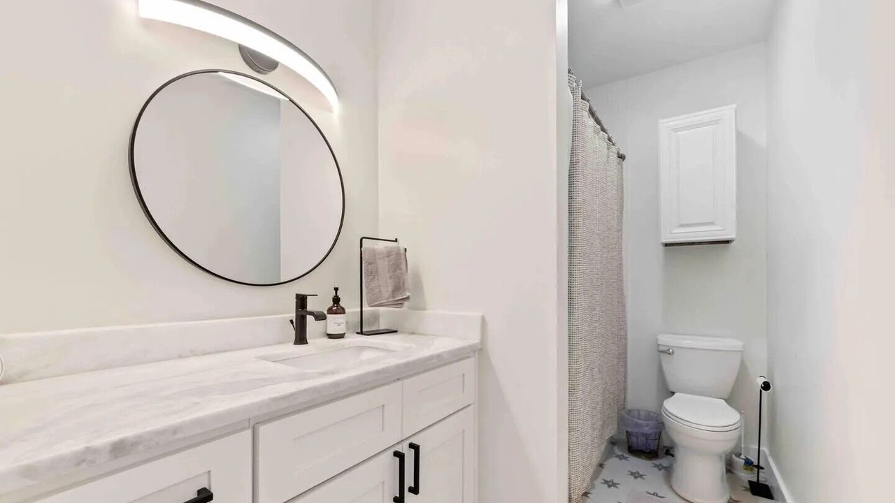 Photo of Bathroom in Freetown - Port Rico