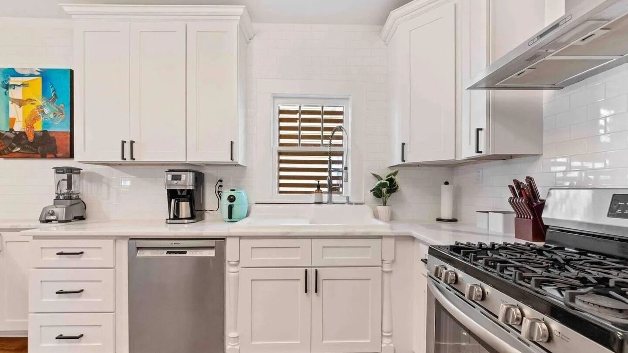 Photo of Kitchen in Freetown - Port Rico