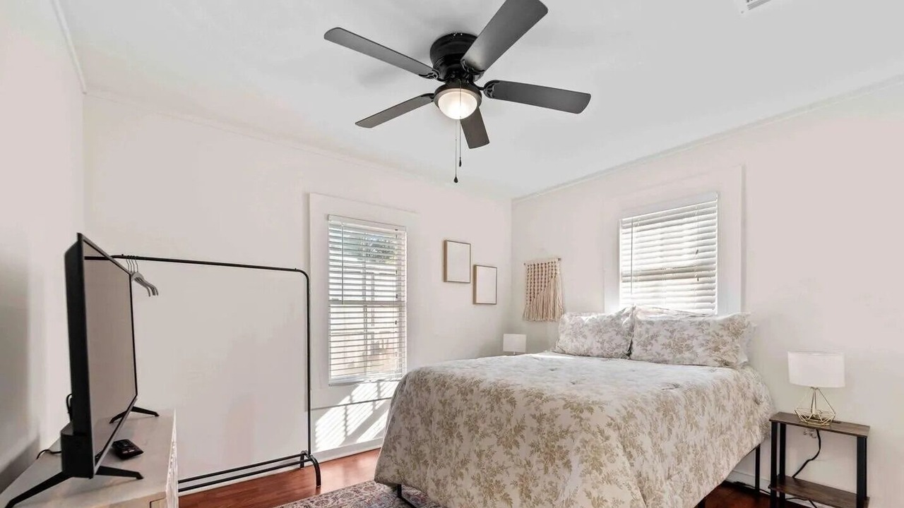 Photo of Bedroom in Freetown - Port Rico