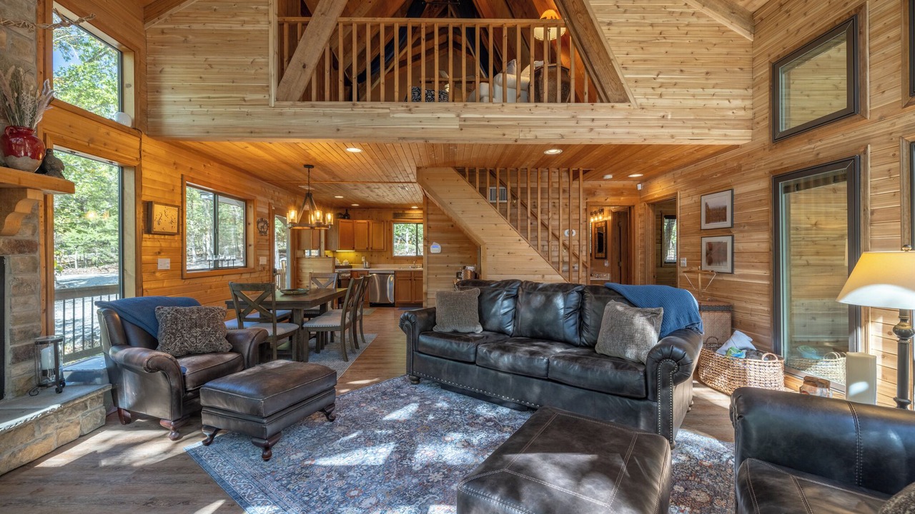 Photo of Livingroom in Innsbrook