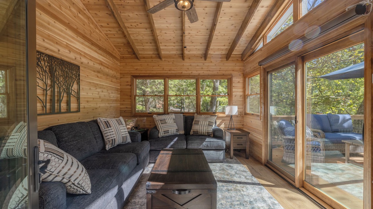 Photo of Bedroom in Innsbrook