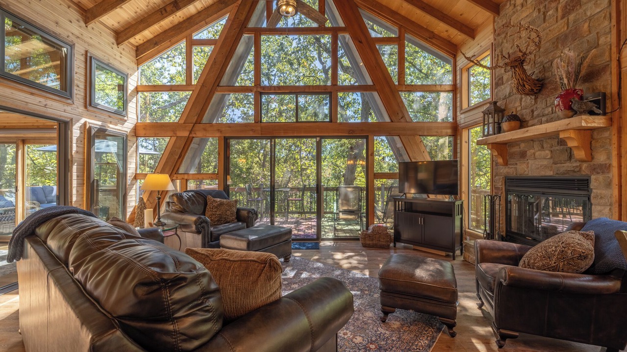 Photo of Livingroom in Innsbrook