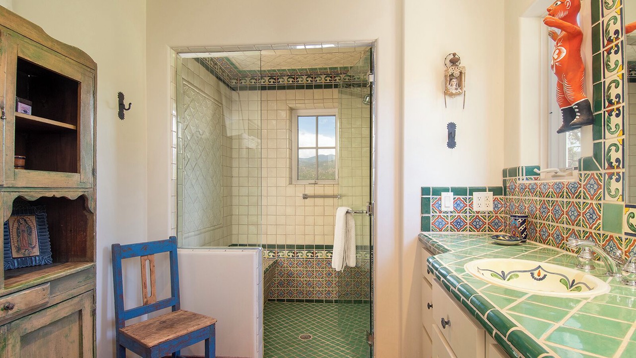 Photo of Bathroom in Tesuque