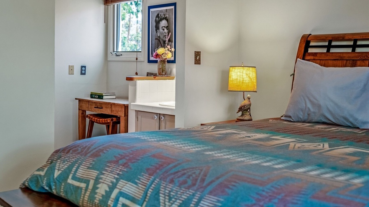 Photo of Bedroom in Northeast Santa Fe