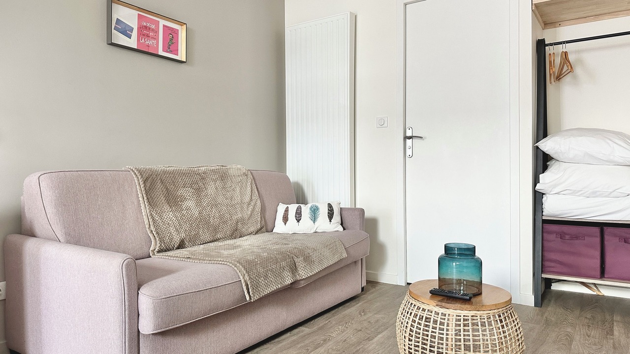 Photo of Livingroom in Miroir - Batignolles