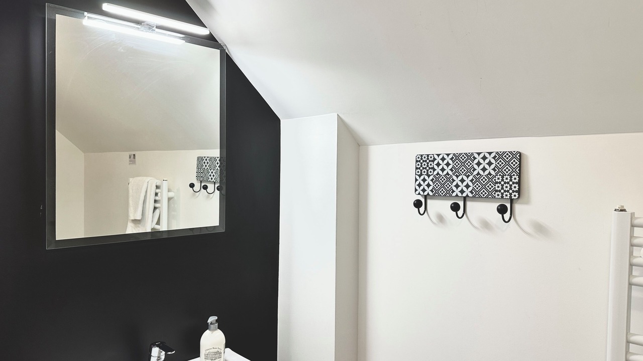 Photo of Bathroom in Miroir - Batignolles