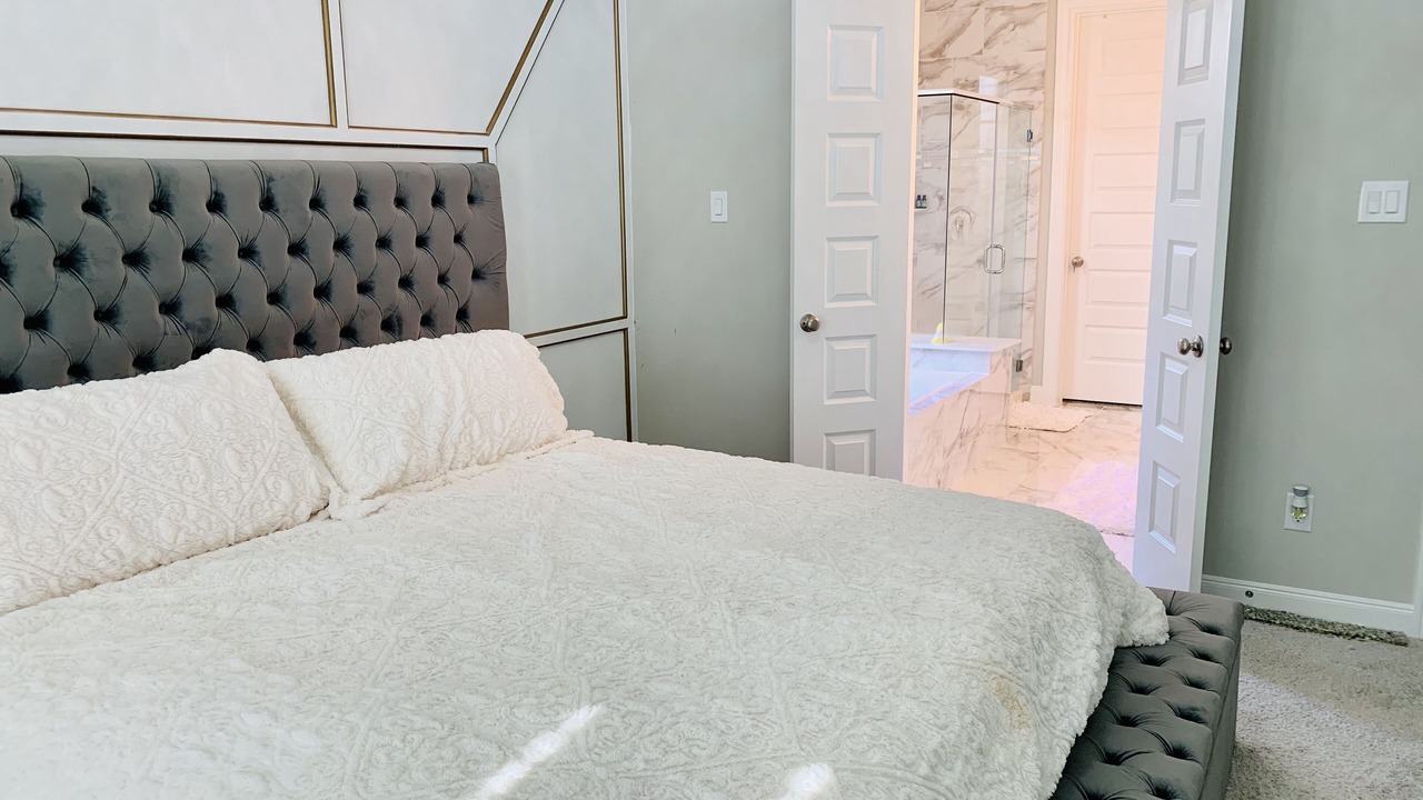 Photo of Bedroom in Clodine