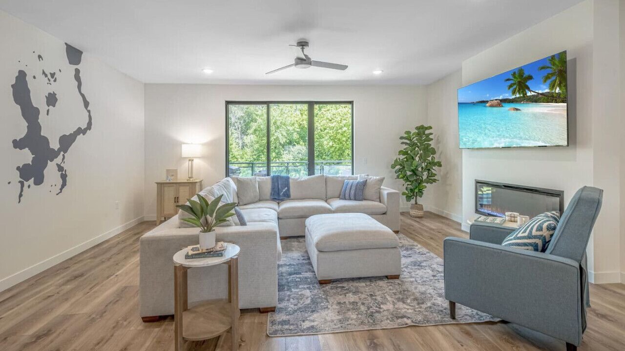 Photo of Livingroom in Arnolds Park