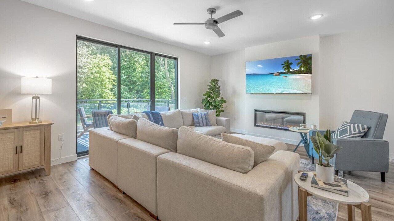 Photo of Livingroom in Arnolds Park