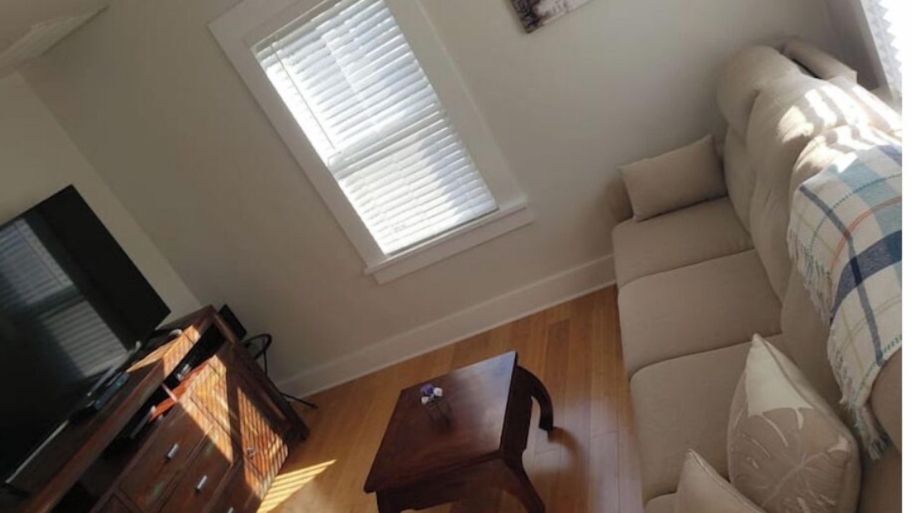 Photo of Livingroom in Lowell
