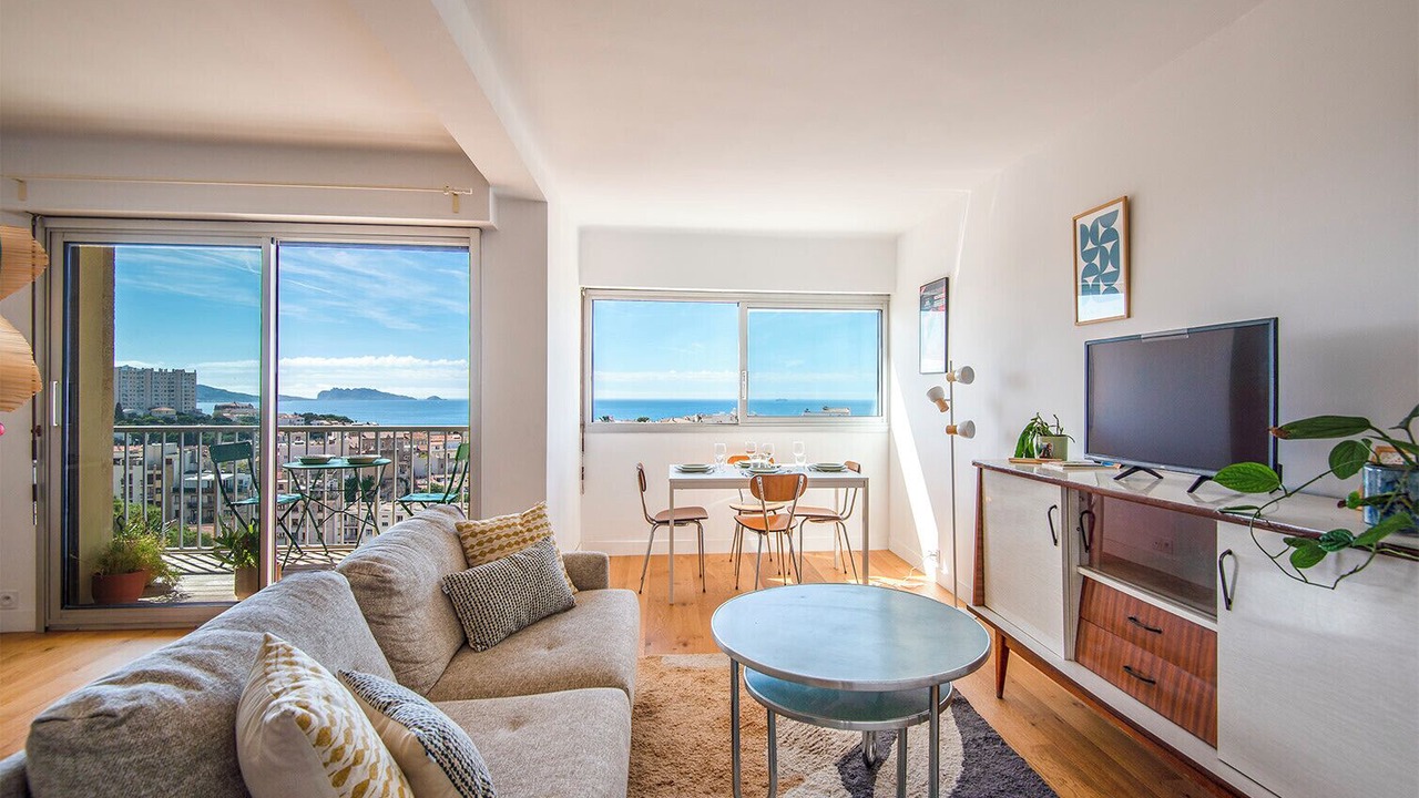 Photo of Livingroom in Endoume