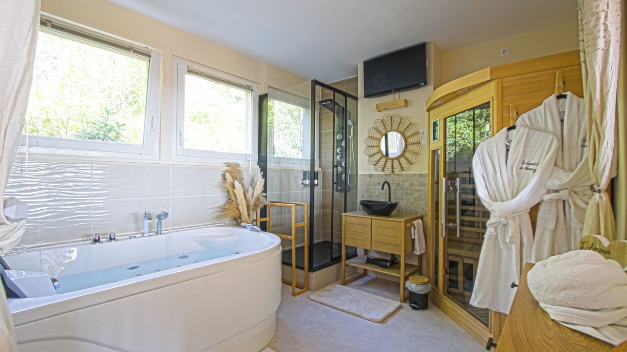 Photo of Bathroom in Cote Est Soquence
