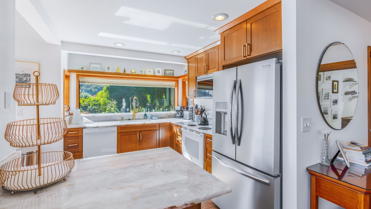 Photo of Kitchen in Brinnon
