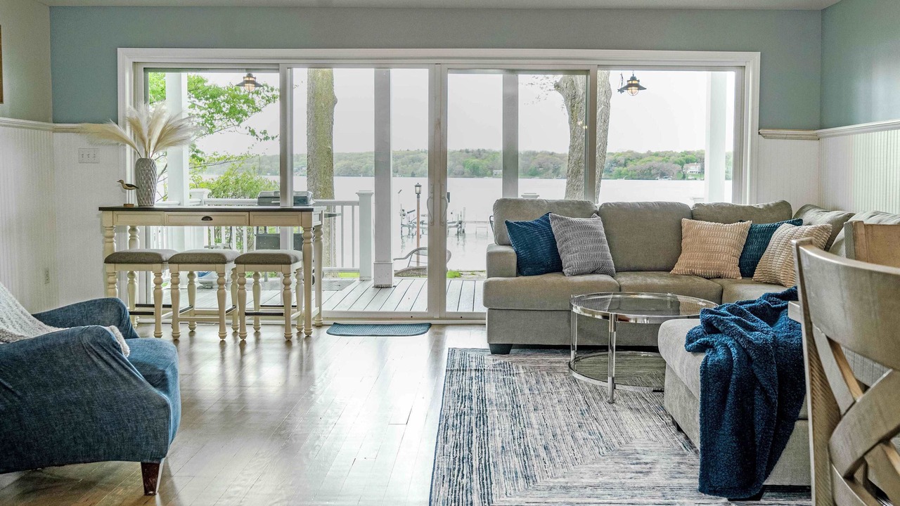 Photo of Bedroom in Delavan Lake