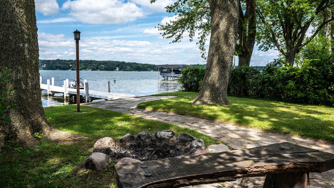 Photo of Others in Delavan Lake