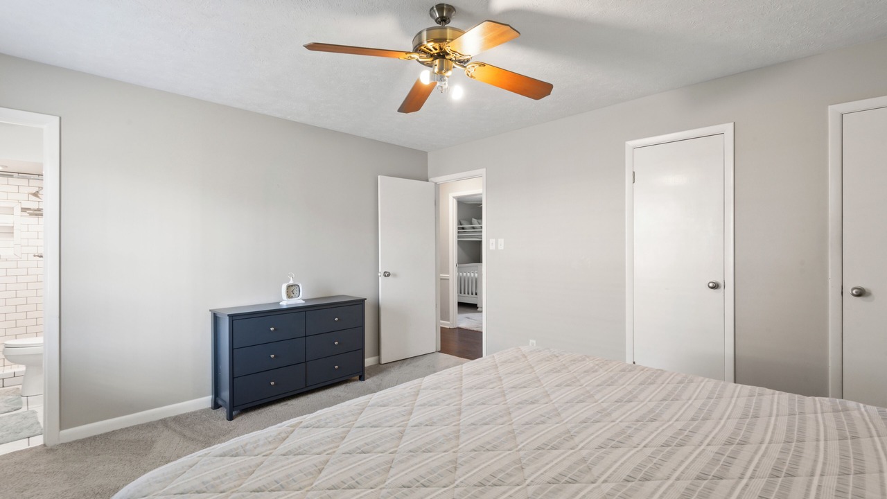 Photo of Bedroom in Albertville