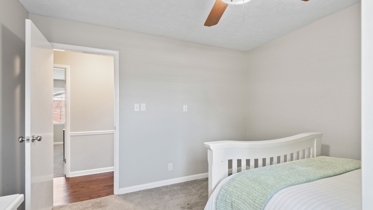 Photo of Bedroom in Albertville