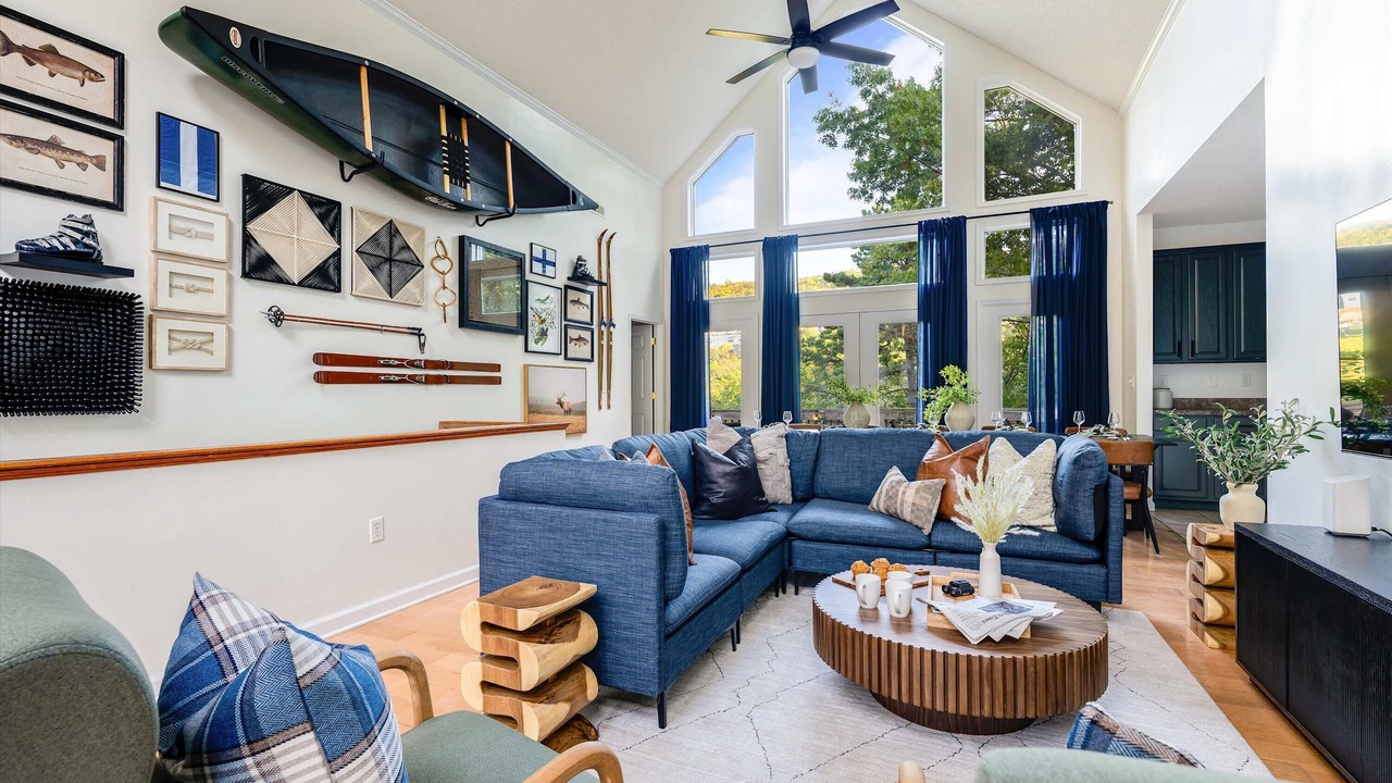 Photo of Livingroom in McGaheysville