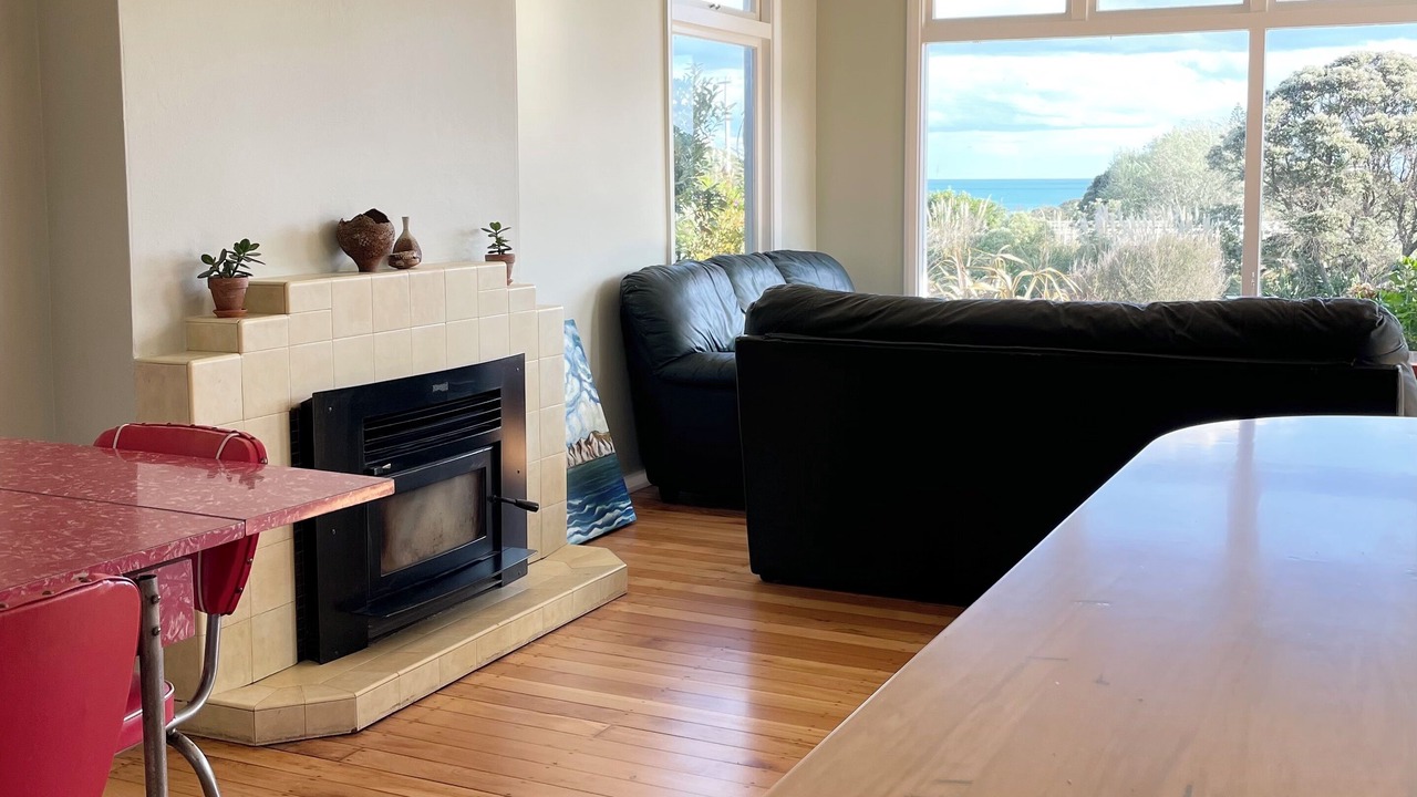 Photo of Livingroom in Gisborne