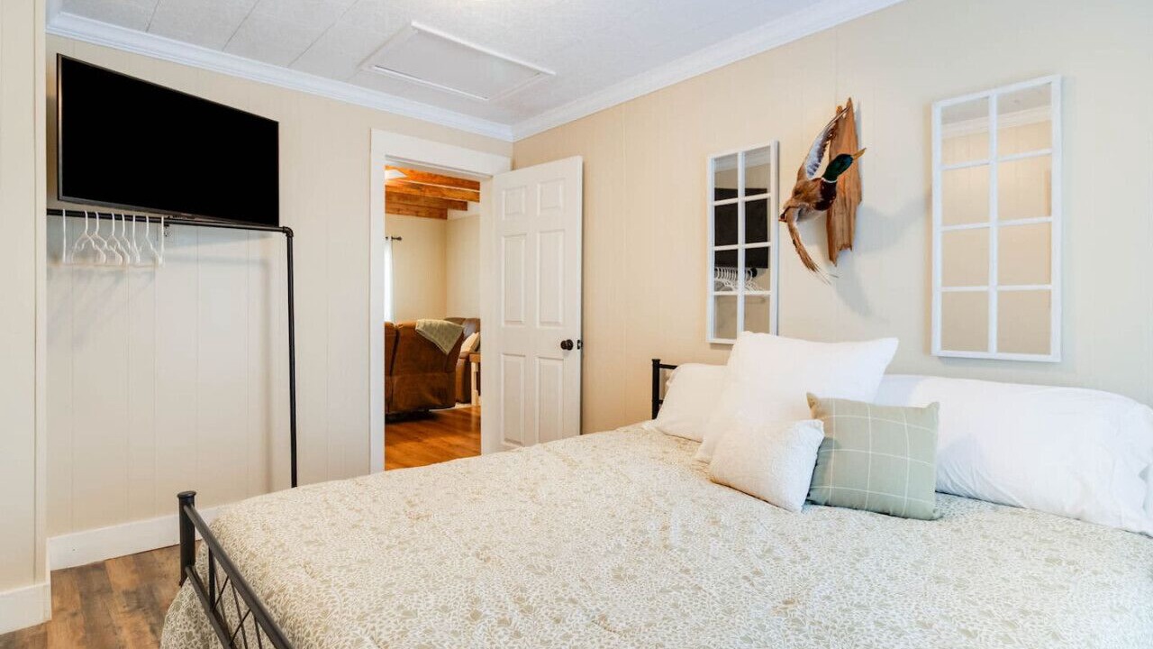 Photo of Bedroom in Milton