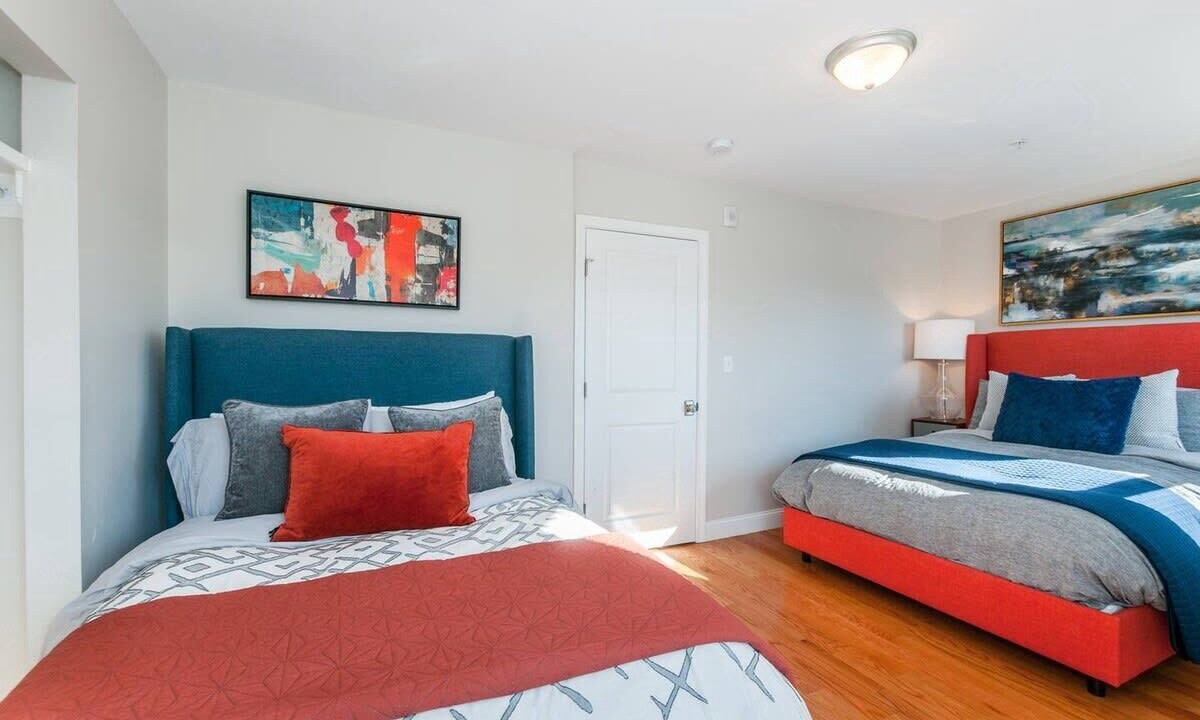 Photo of Others in Highland Park