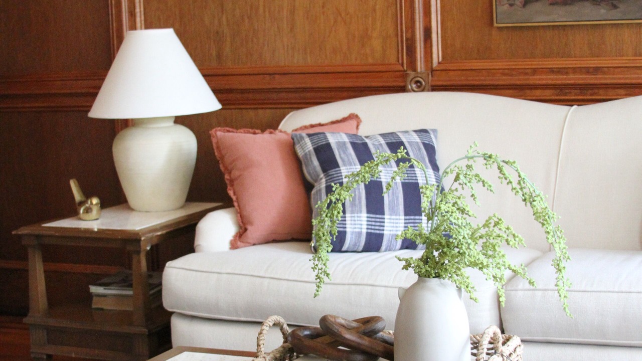 Photo of Livingroom in Singers Glen