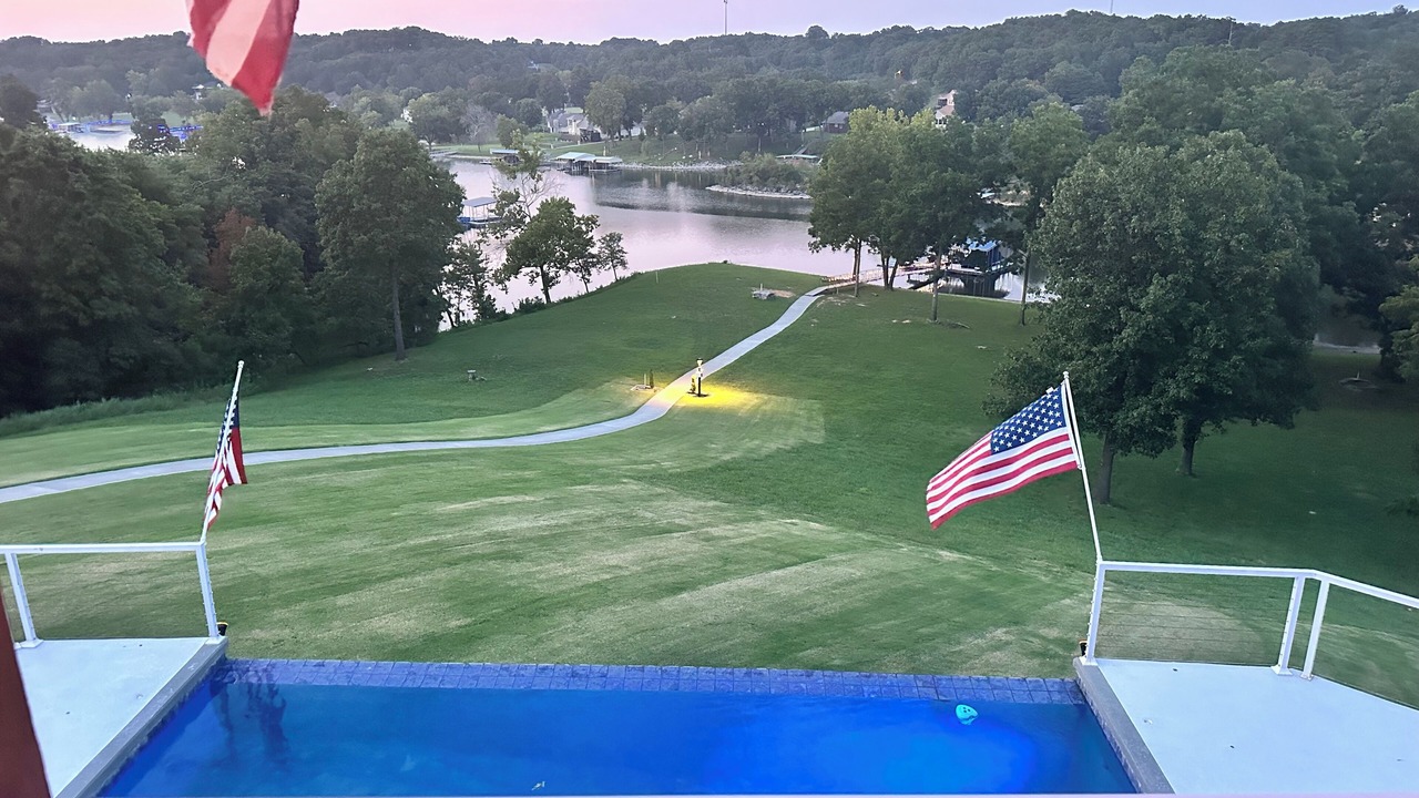 Photo of Outdoor in Grove
