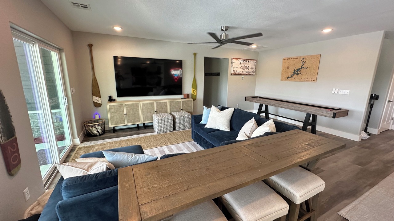 Photo of Livingroom in Grove