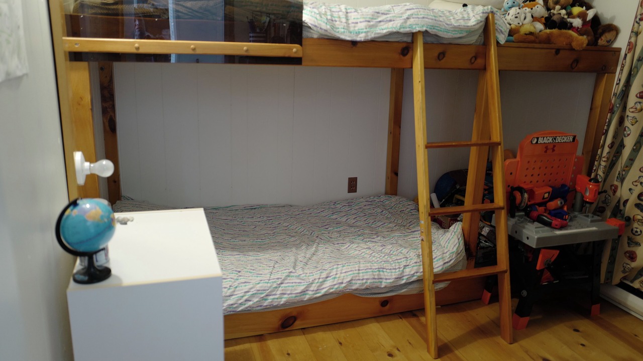 Photo of Bedroom in St-Adolphe-d'Howard