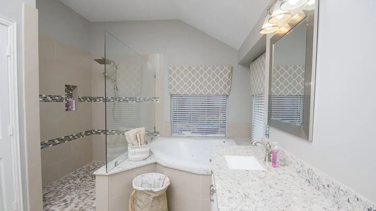 Photo of Bathroom in Barker