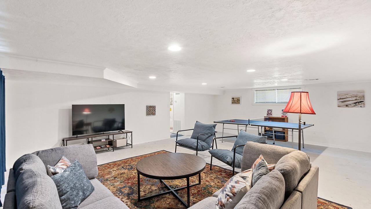 Photo of Livingroom in College Station