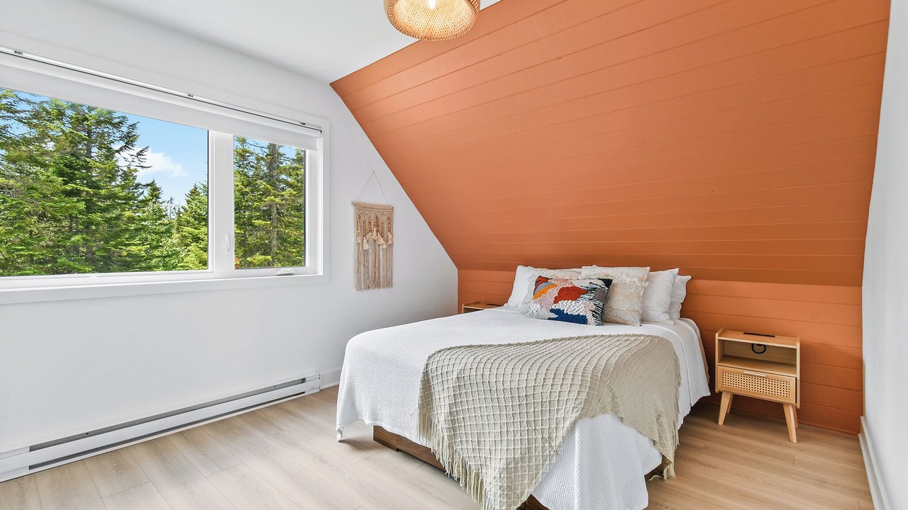 Photo of Bedroom in Lac-Swell